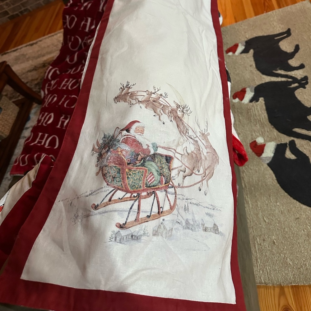 Pottery barn table runner